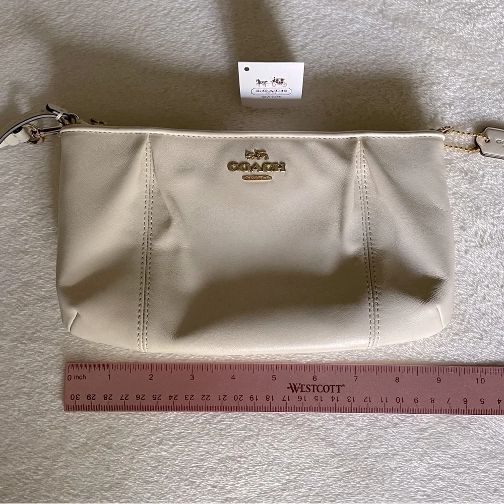 NWT Coach Ivory Leather Wristlet | Cream Minimal Clutch | $148 Retail - Picture 7 of 9